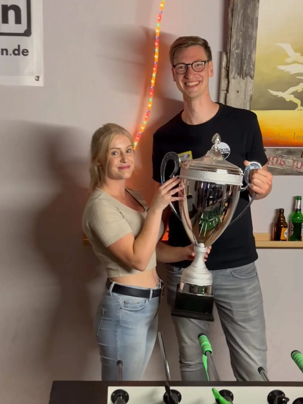 Siegerfoto von der Kickerparty (7)